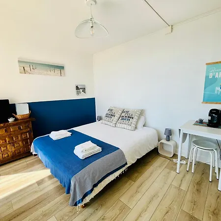 Vue Mer-port * Arcachon